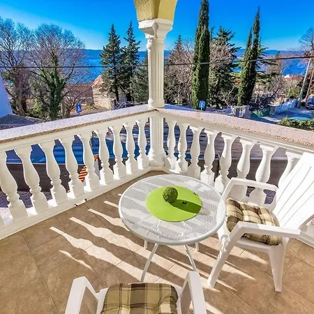 Chiara Villa Dramalj